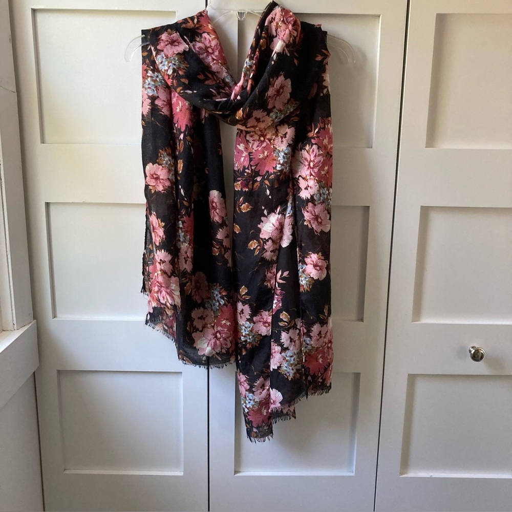 Dark Floral Lightweight Black and Pink Scarf